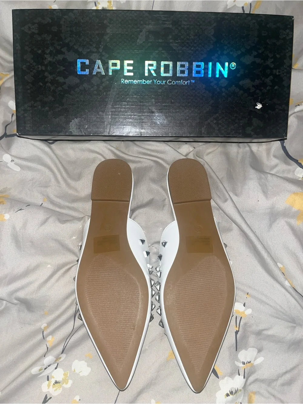 Cape Robbin White Studded Pointed Mules